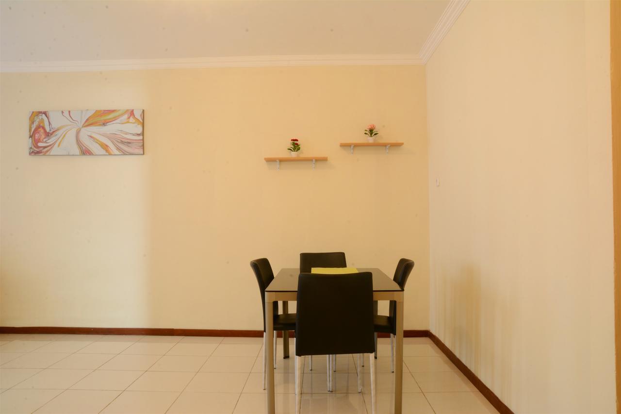 3Br Grand Palace With Private Bathtub By Travelio Jakarta Exterior foto